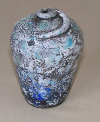Pot with Curl on Top - Raku - H 10 cm